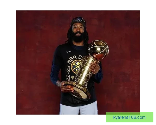 甜瓜坦言球员心中最佳球员 亚历山大当之无愧成为MVP 甜瓜坦言球员心中最佳球员 亚历山大当之无愧成为MVP